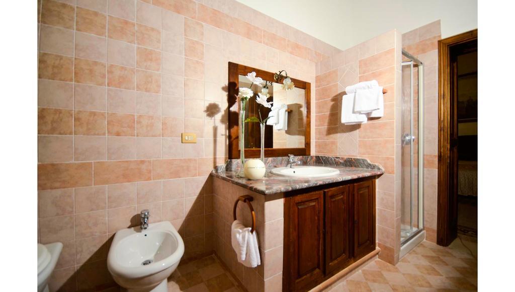 Hotel Residenza il Poggione Fauglia Camera foto