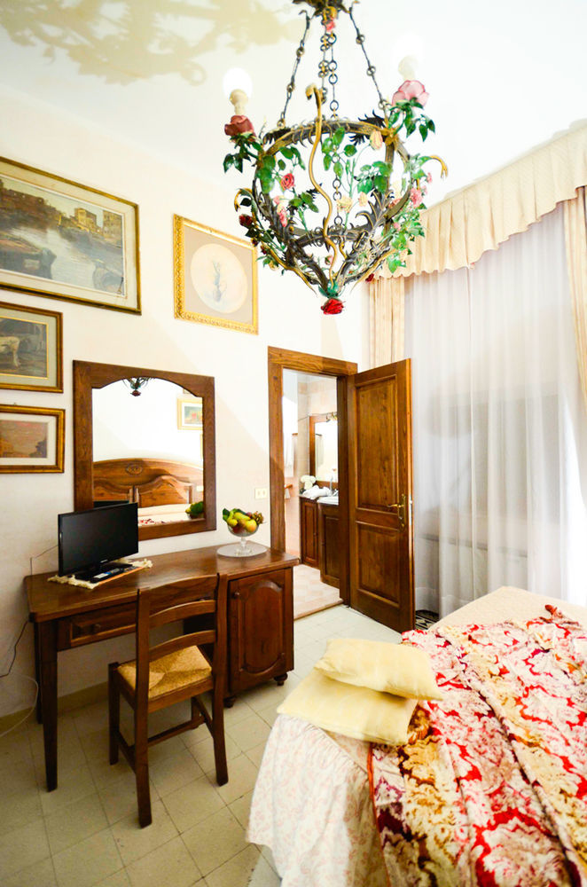 Hotel Residenza il Poggione Fauglia Esterno foto
